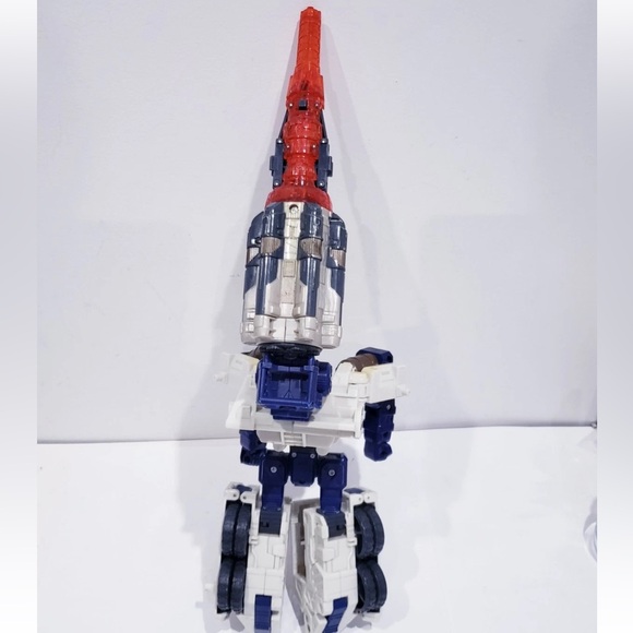 2005 Transformers Red Alert Ultra Class Cybertron Defense Action Figure - Picture 6 of 6